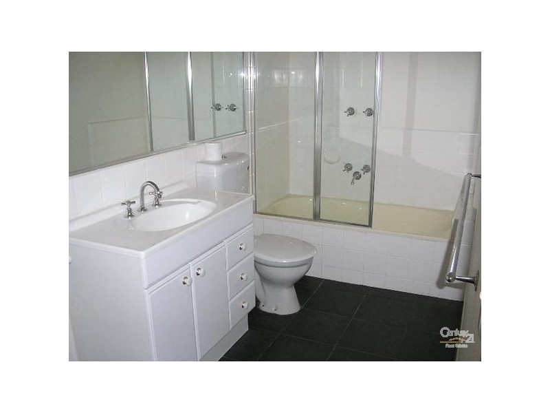 1/1222 Dandenong Road, Murrumbeena VIC 3163