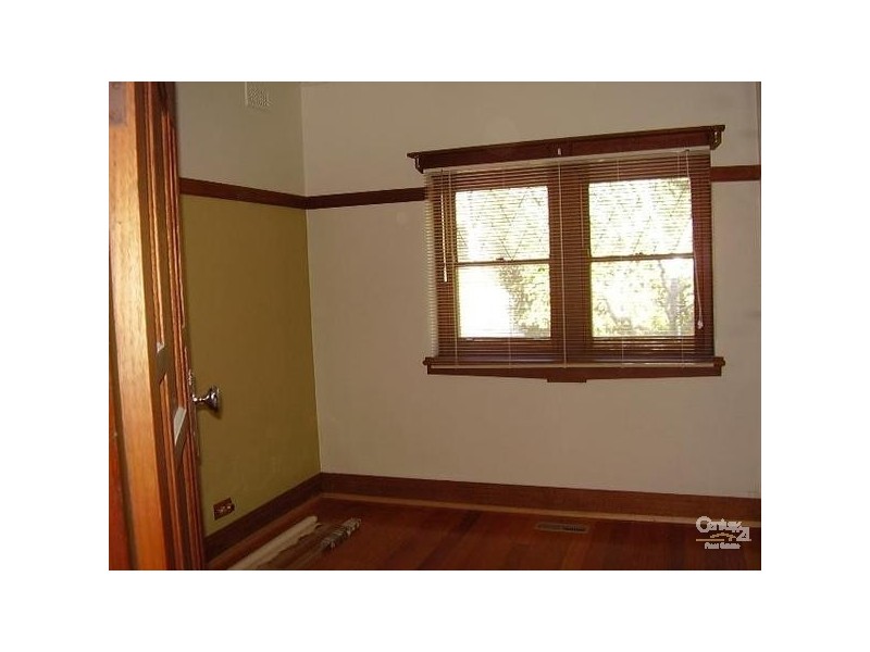 38 Omama Road, Murrumbeena VIC 3163