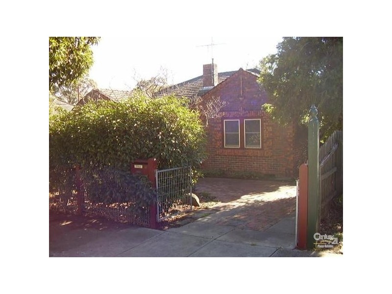 38 Omama Road, Murrumbeena VIC 3163