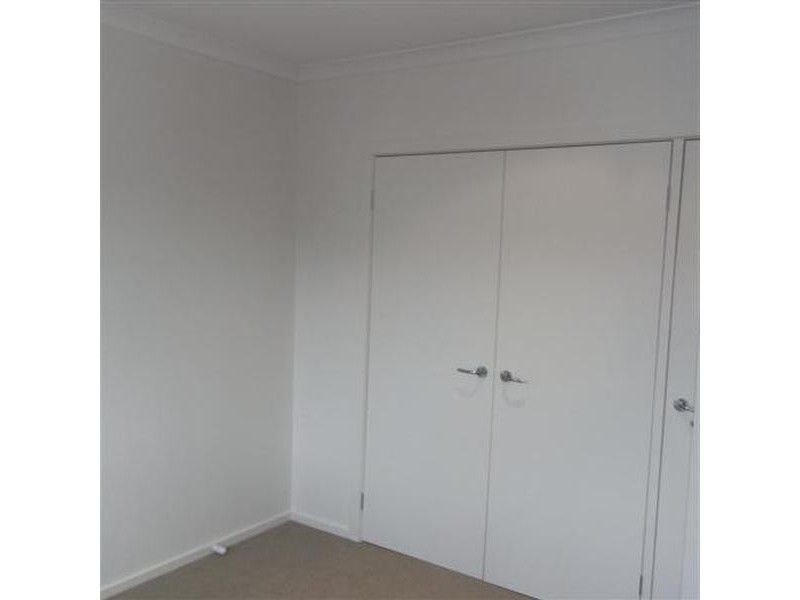 2/73 Waverley Road, Chadstone VIC 3148