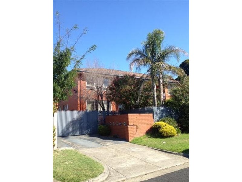 1/2 Werona Street, Bentleigh VIC 3204