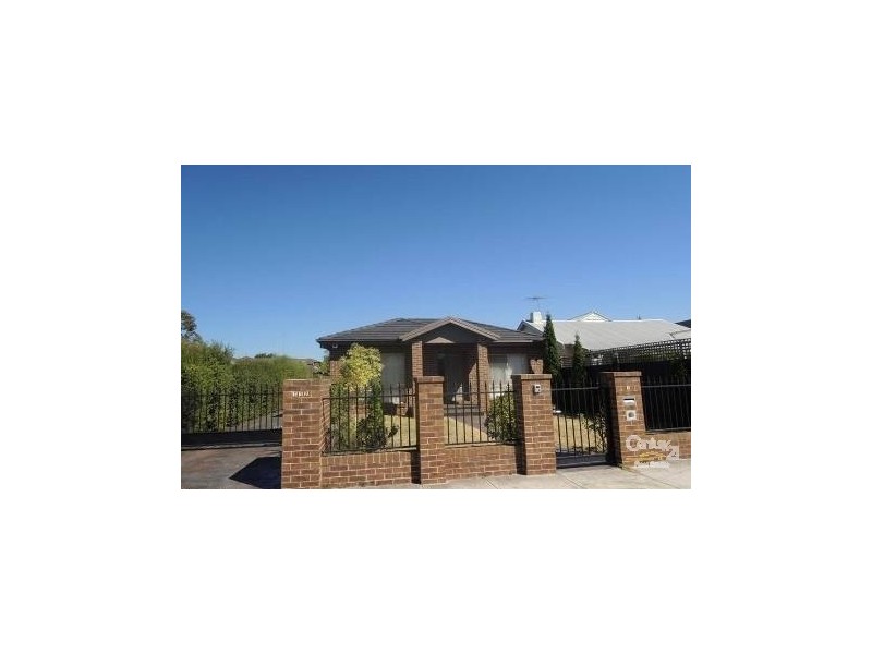 1/112 Truganini, Carnegie VIC 3163