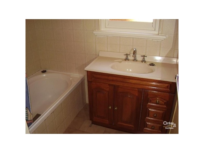 55 Leila Road, Ormond VIC 3204