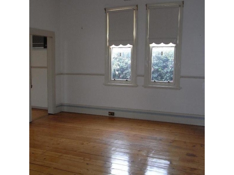 14 Derby Crescent, Caulfield East VIC 3145