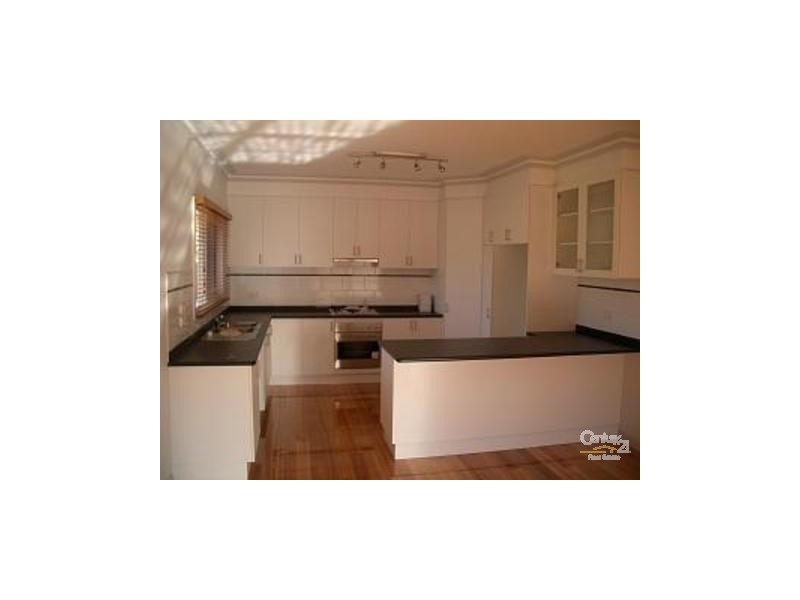 6B Yendon Road, Carnegie VIC 3163