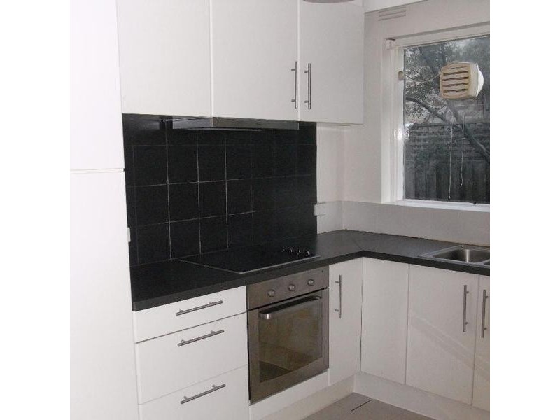 2/100 Murrumbeena Road, Murrumbeena VIC 3163