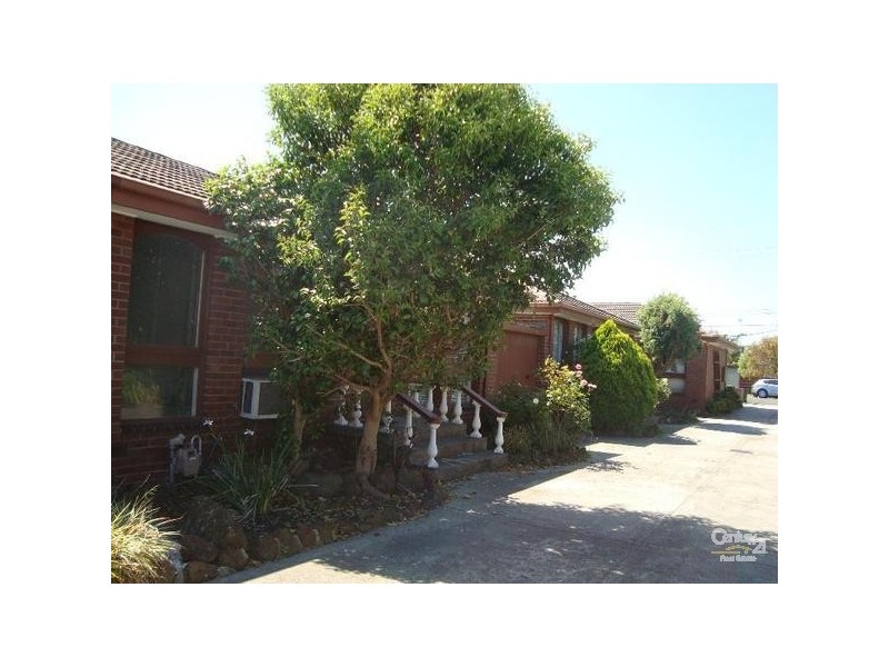 8/27 Coorigil Road, Carnegie VIC 3163