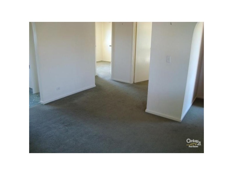 8/27 Coorigil Road, Carnegie VIC 3163