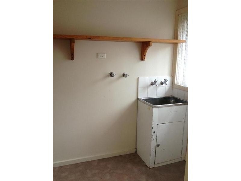 1/28 Coorigil Road, Carnegie VIC 3163