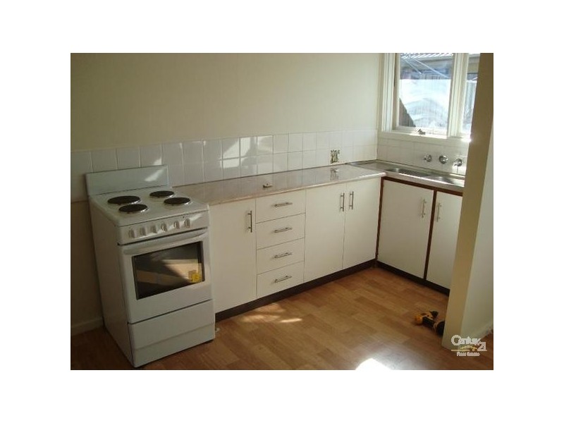 9/28 Coorigil Road, Carnegie VIC 3163