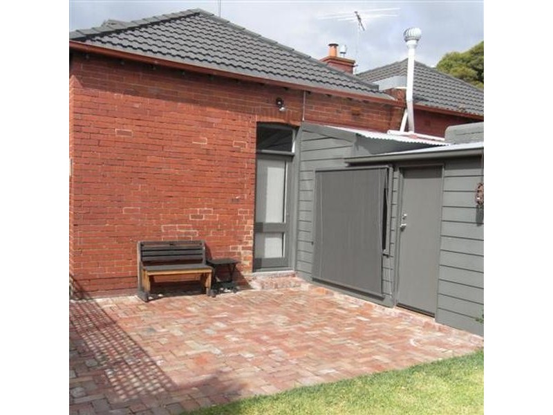 21 Normanby Road, Caulfield North VIC 3161