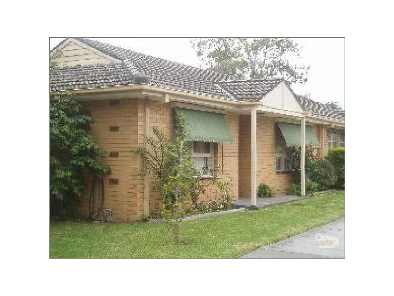 1/4 Woornack Road, Carnegie VIC 3163