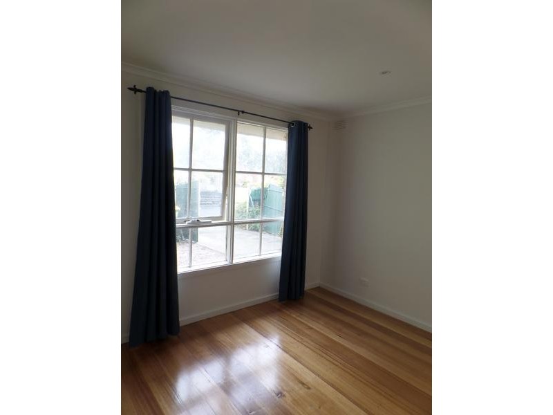 1/4 Woornack Road, Carnegie VIC 3163