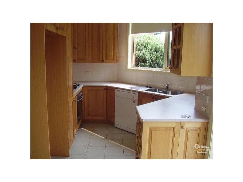 3/17 Maroo Street, Hughesdale VIC 3166