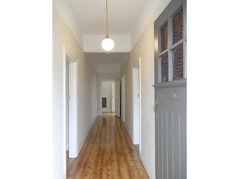 3 Swindon Road, Hughesdale VIC 3166
