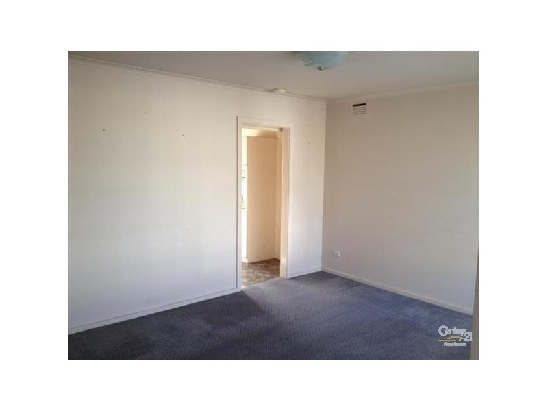 1/10 Moonya Road, Carnegie VIC 3163