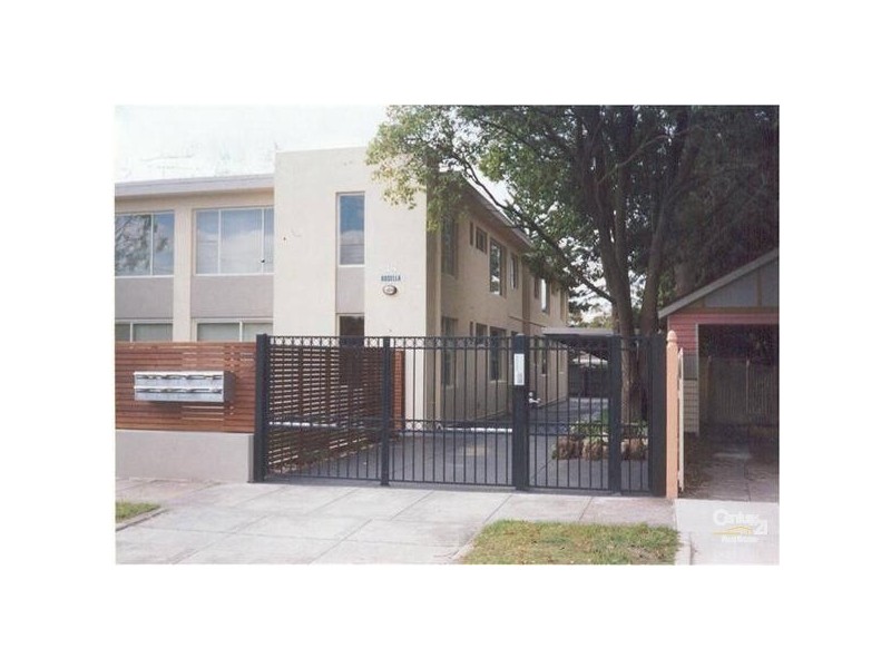 8/38 Rosella Street, Murrumbeena VIC 3163