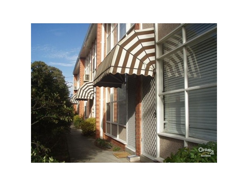 11/375 Neerim Road, Carnegie VIC 3163