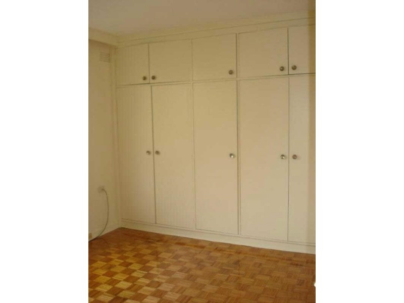 14/24  Acland Street, St Kilda VIC 3182