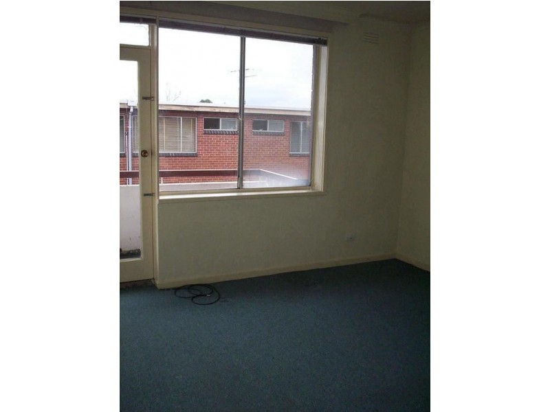 24/83  Westbury Street, St Kilda VIC 3182