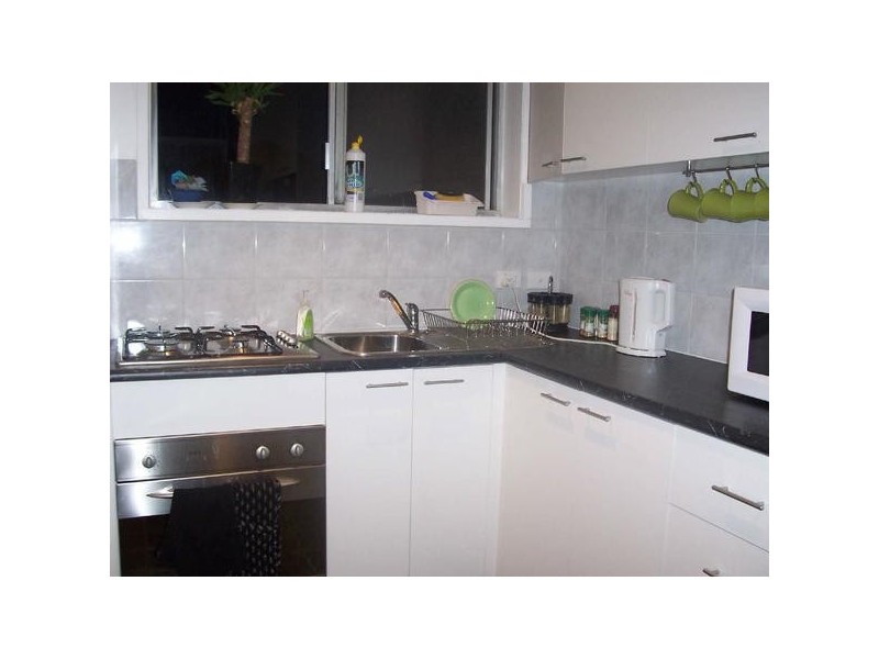 24/83  Westbury Street, St Kilda VIC 3182