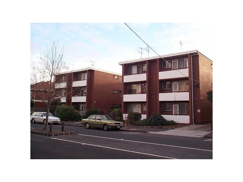 24/83  Westbury Street, St Kilda VIC 3182