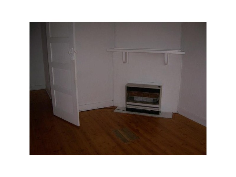 2/4  Loch Street, St Kilda VIC 3182