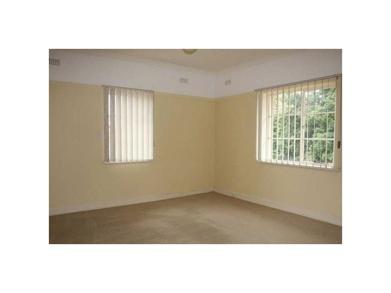 2/17  Hennessy Avenue, Elwood VIC 3184