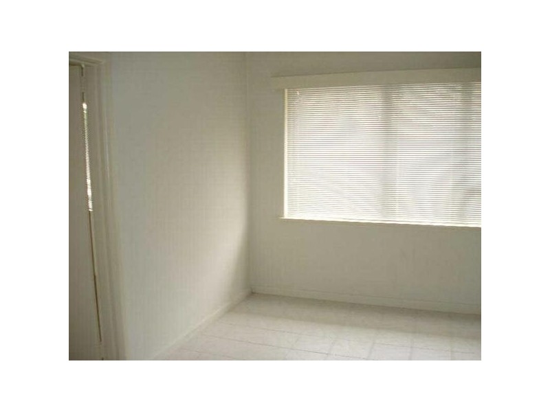 5/10  Carlisle Avenue, Balaclava VIC 3183