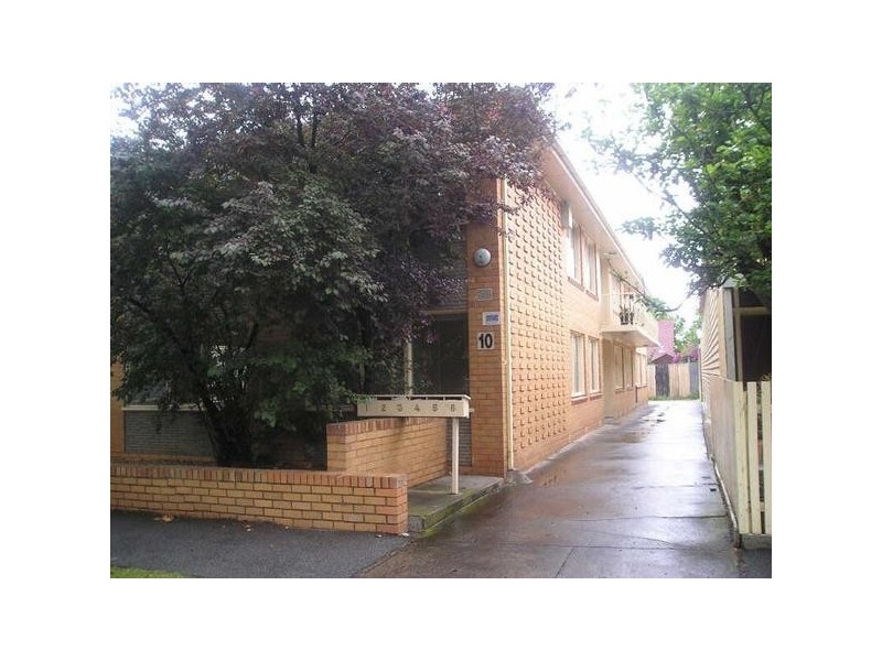 5/10  Carlisle Avenue, Balaclava VIC 3183