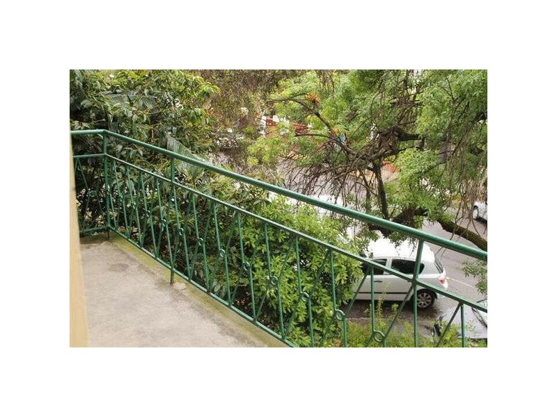 12/28  Coorigil Road, Carnegie VIC 3163