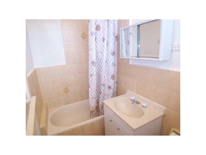 8/2-6  Wimmera Place, St Kilda VIC 3182