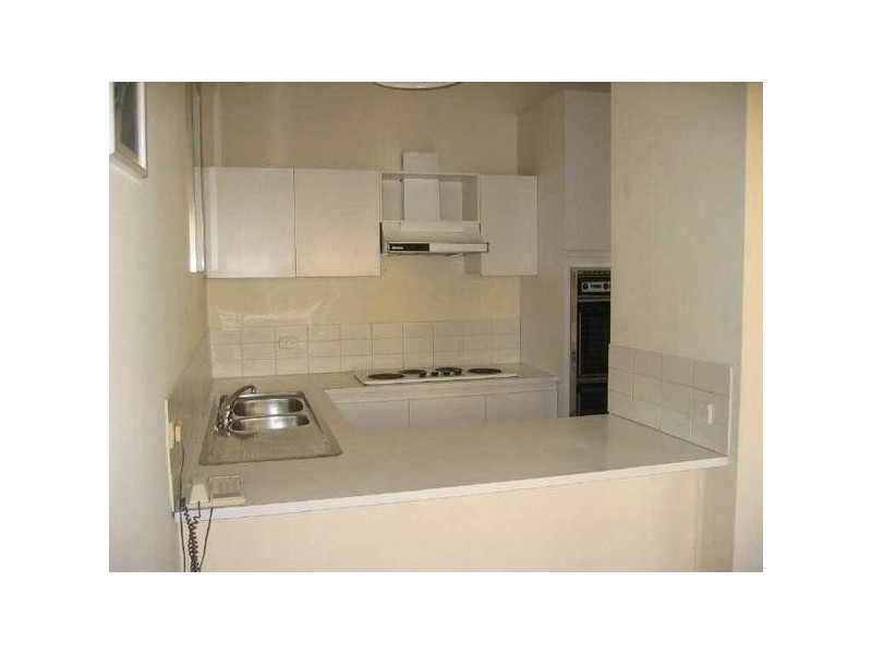 14/343  Beaconsfield Parade, St Kilda West VIC 3182