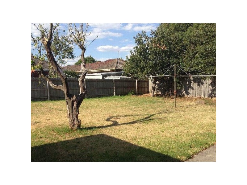 4 Florence Street, Ormond VIC 3204