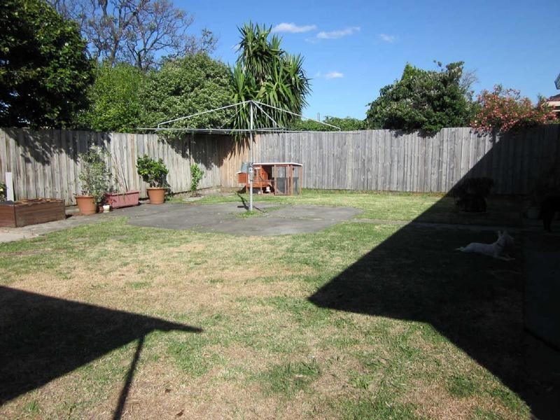 11  Kandra Street, Dandenong North VIC 3175