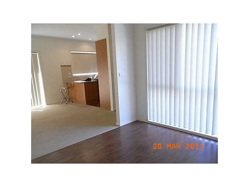 2/103  Station Street, Burwood VIC 3125