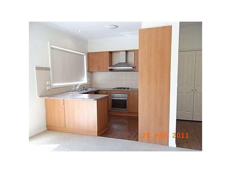 2/103  Station Street, Burwood VIC 3125