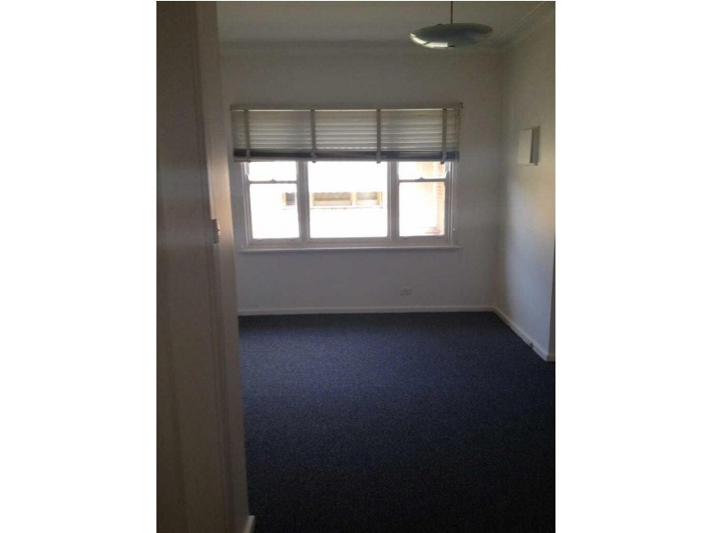 3/102  Truganini Road, Carnegie VIC 3163