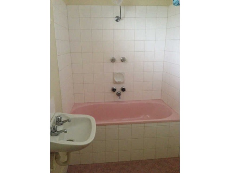 8/10  Rosstown Road, Carnegie VIC 3163