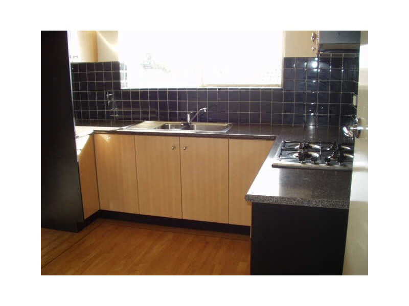 6/67  Coorigil Road, Carnegie VIC 3163