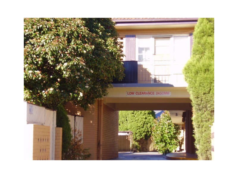 13/373  Neerim Road, Carnegie VIC 3163