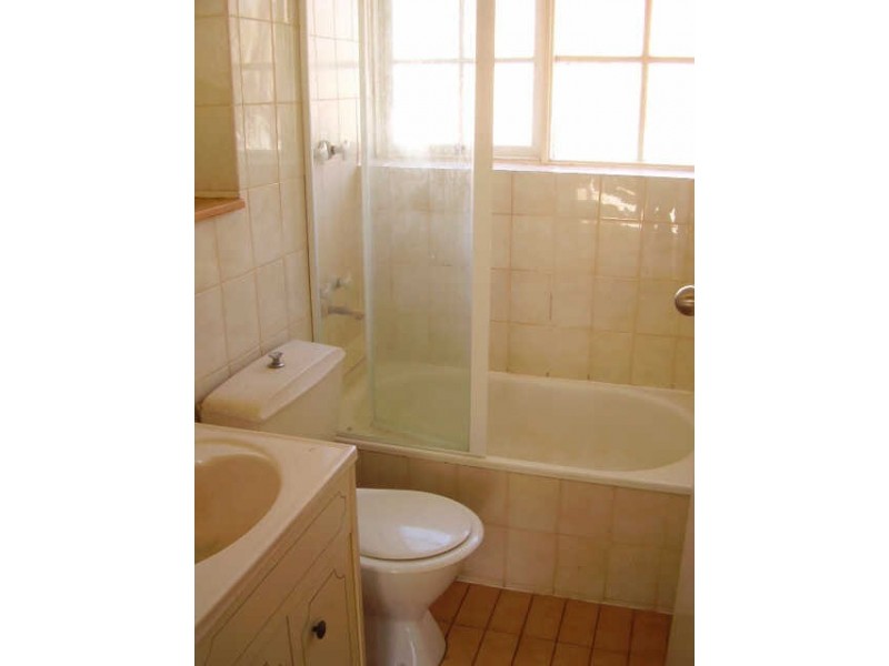 13/373  Neerim Road, Carnegie VIC 3163