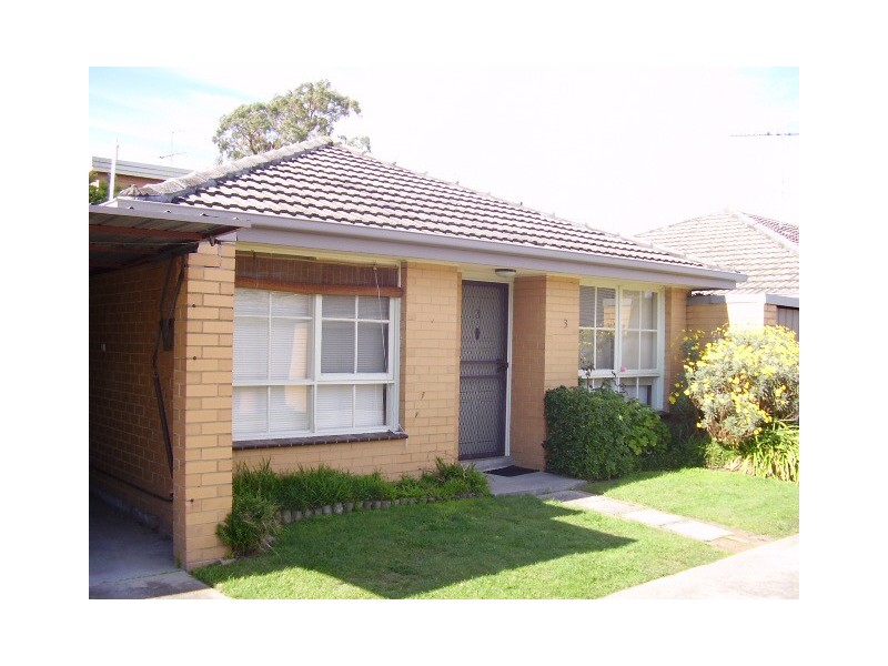 3/7  Gnarwyn Road, Carnegie VIC 3163