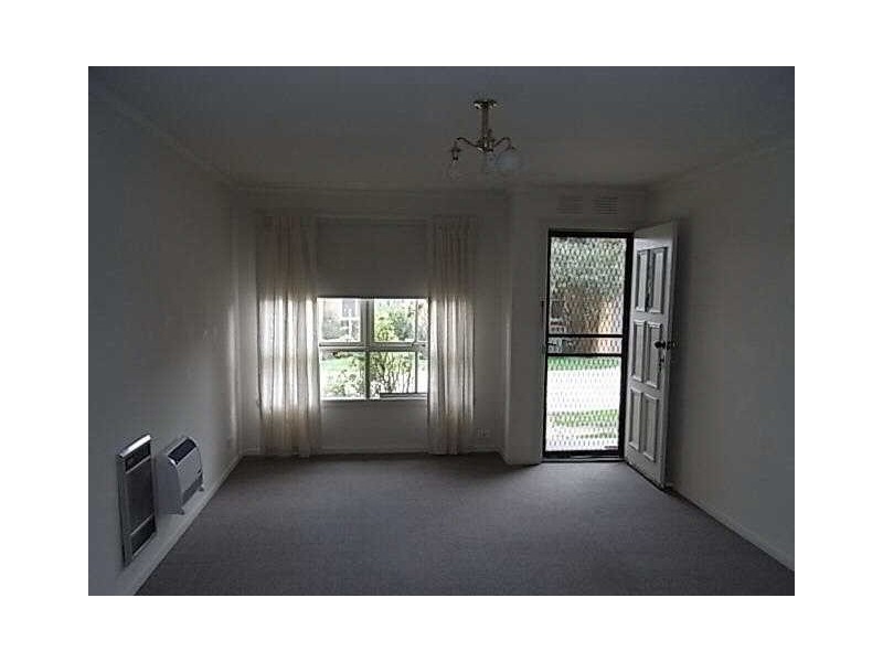 3/7  Gnarwyn Road, Carnegie VIC 3163