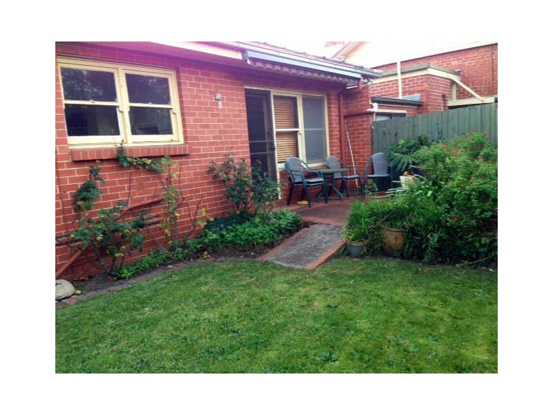 2/5  Halstead Street, Caulfield North VIC 3161