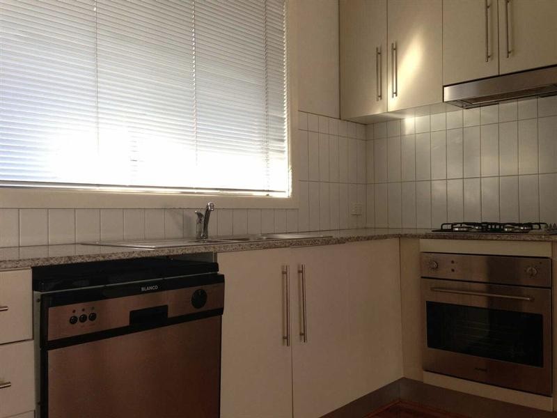 8/118A  Murray Street, Caulfield VIC 3162