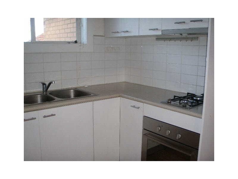 11/38  Woornack Road, Carnegie VIC 3163