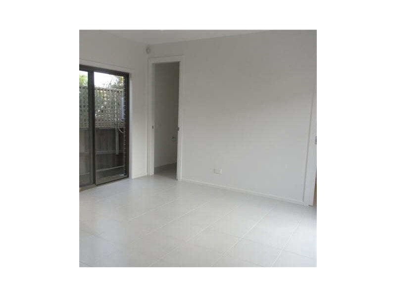 1/73  Waverley Road, Chadstone VIC 3148