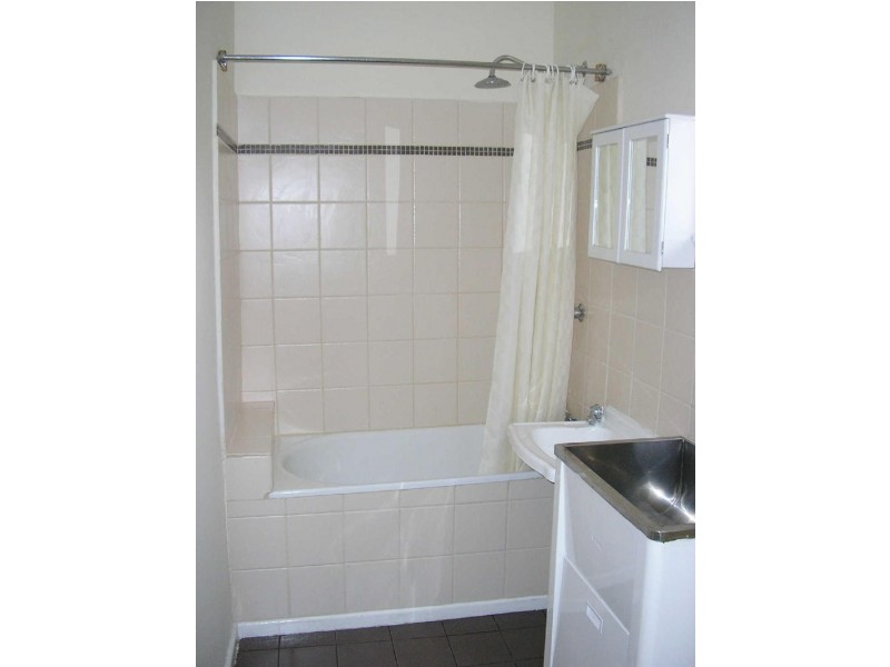 12/6  Newman Avenue, Carnegie VIC 3163