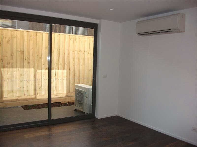 3/907  Dandenong Road, Malvern East VIC 3145